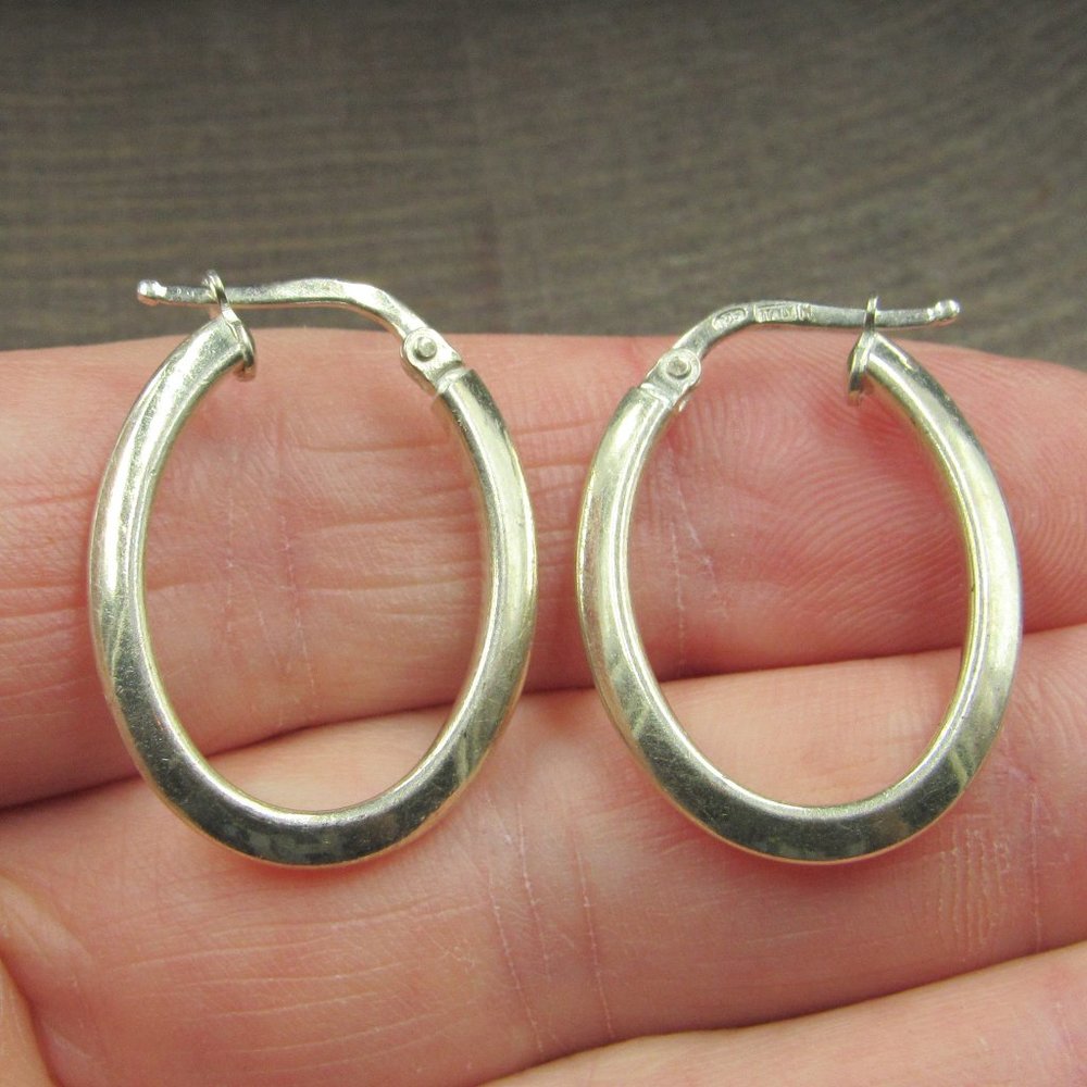 Sterling Silver Simple Shape Hoop Earrings Vintage